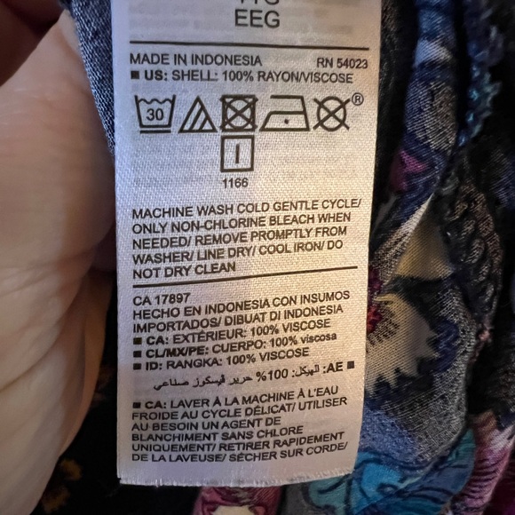 Old Navy blue and colorful flower print tunic, size XXL. - Picture 5 of 5